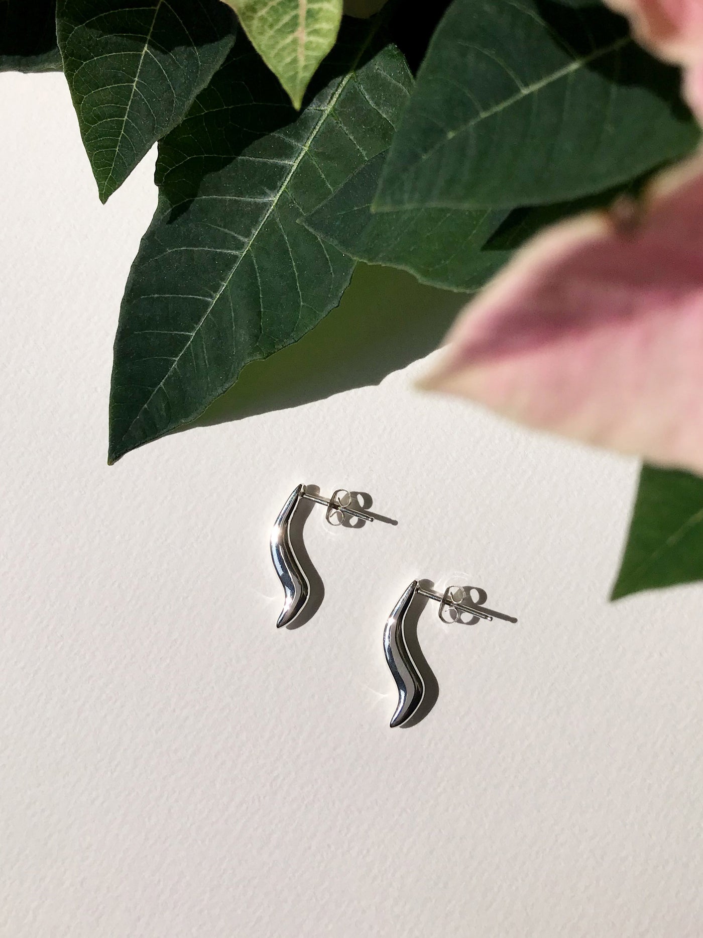 Maresse Wave Earrings Medium Sterling Silver with flowers